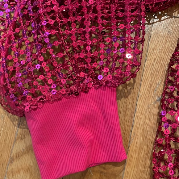 Anthropology Pilcro NWT size M sequin top - Picture 8 of 11